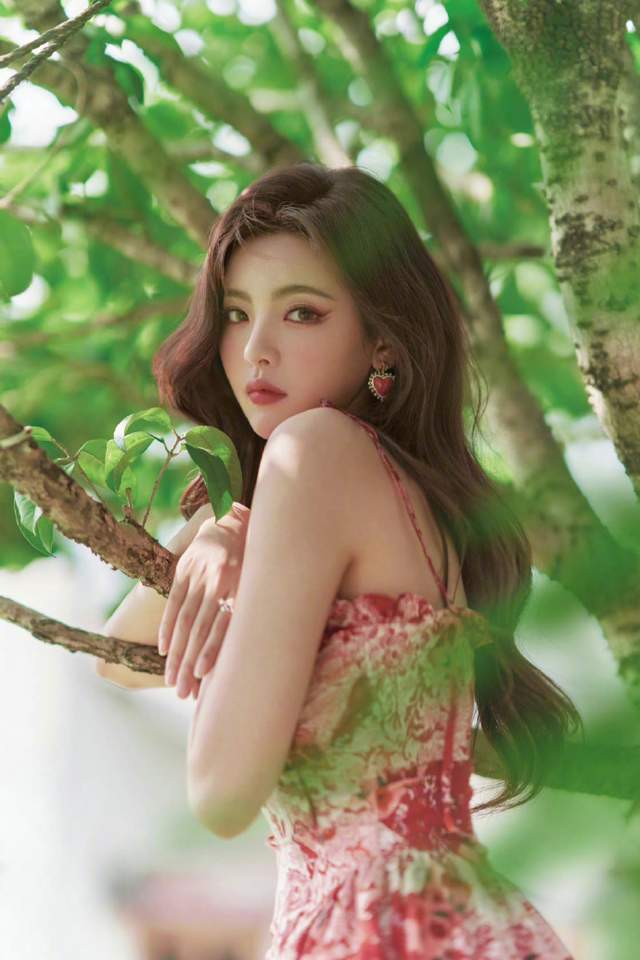 杨超越|杨超越最新组图，美的让人窒息！