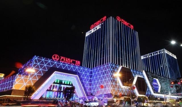 林宁|林宁:2年陪老公还清2000亿后,花一亿帮王思聪走出“老赖风波”