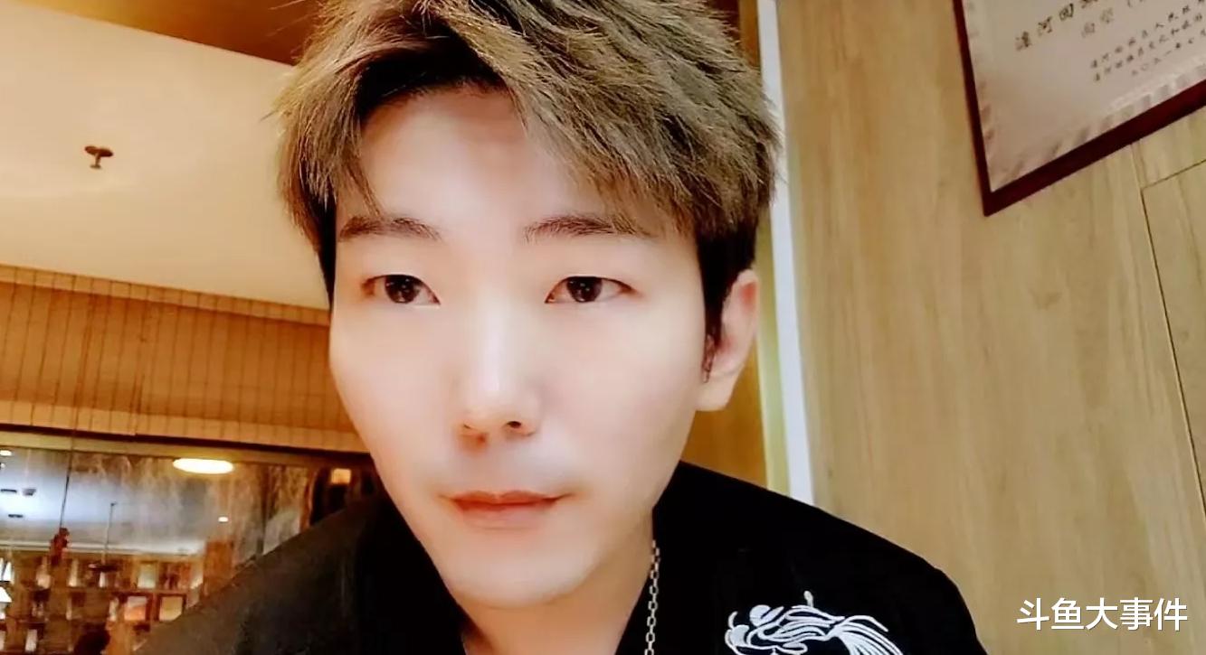 北京市|北京小王哥因不进女嘉宾房间被水友喷破防，小王哥一气之下怒喷黑粉！