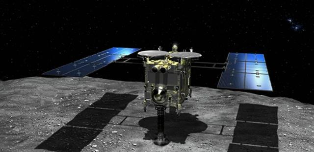 3亿公里外,日探测器在小行星上“暴力采矿”,碎石横溅