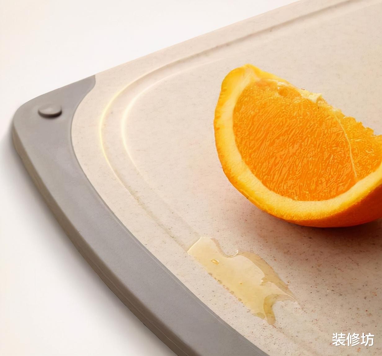 “砧板”变黑又发霉,别用热水泡!教你几招,干净又卫生