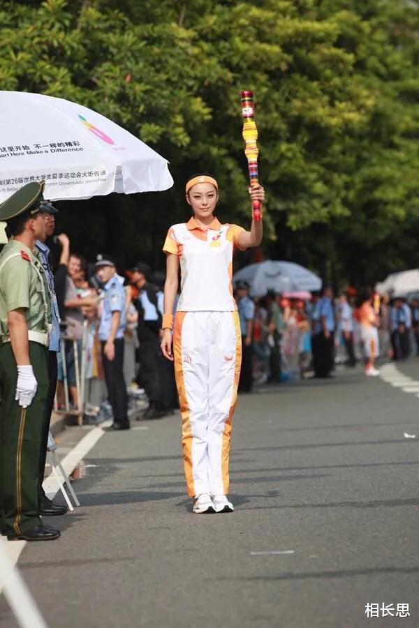 艾尚真|“中国第一黄金比例身材”的她,拒嫁富豪嫁缉毒警察后,如今怎样了