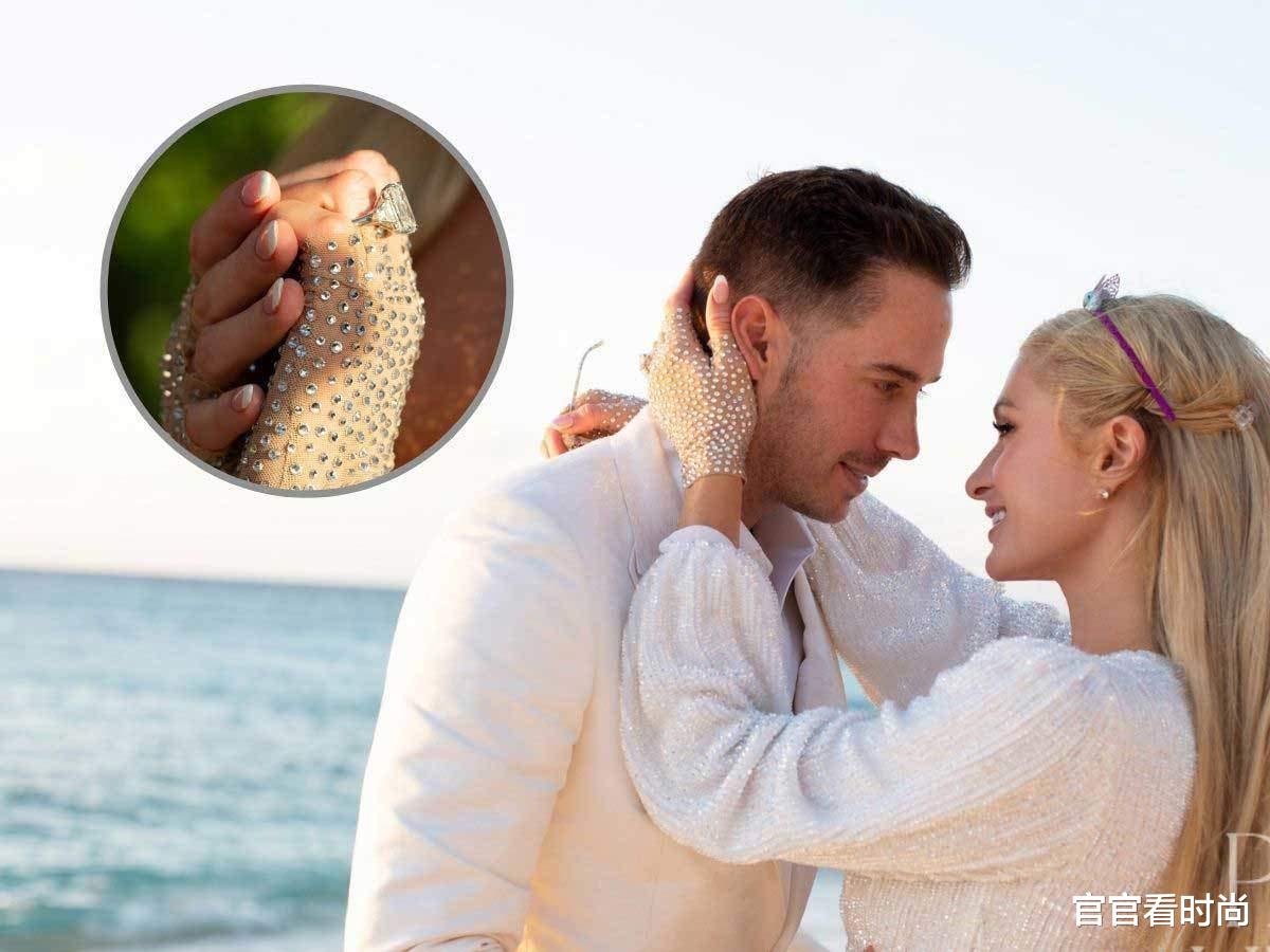 帕丽斯·希尔顿|帕丽斯·希尔顿晒照,身材是挺好,但总结来说:就是人狠布料不多