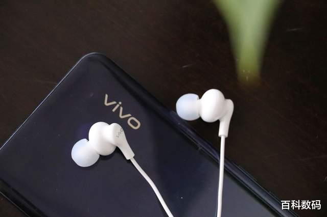 耳机|性价比影音娱乐好选择，vivo XE110原装耳机体验