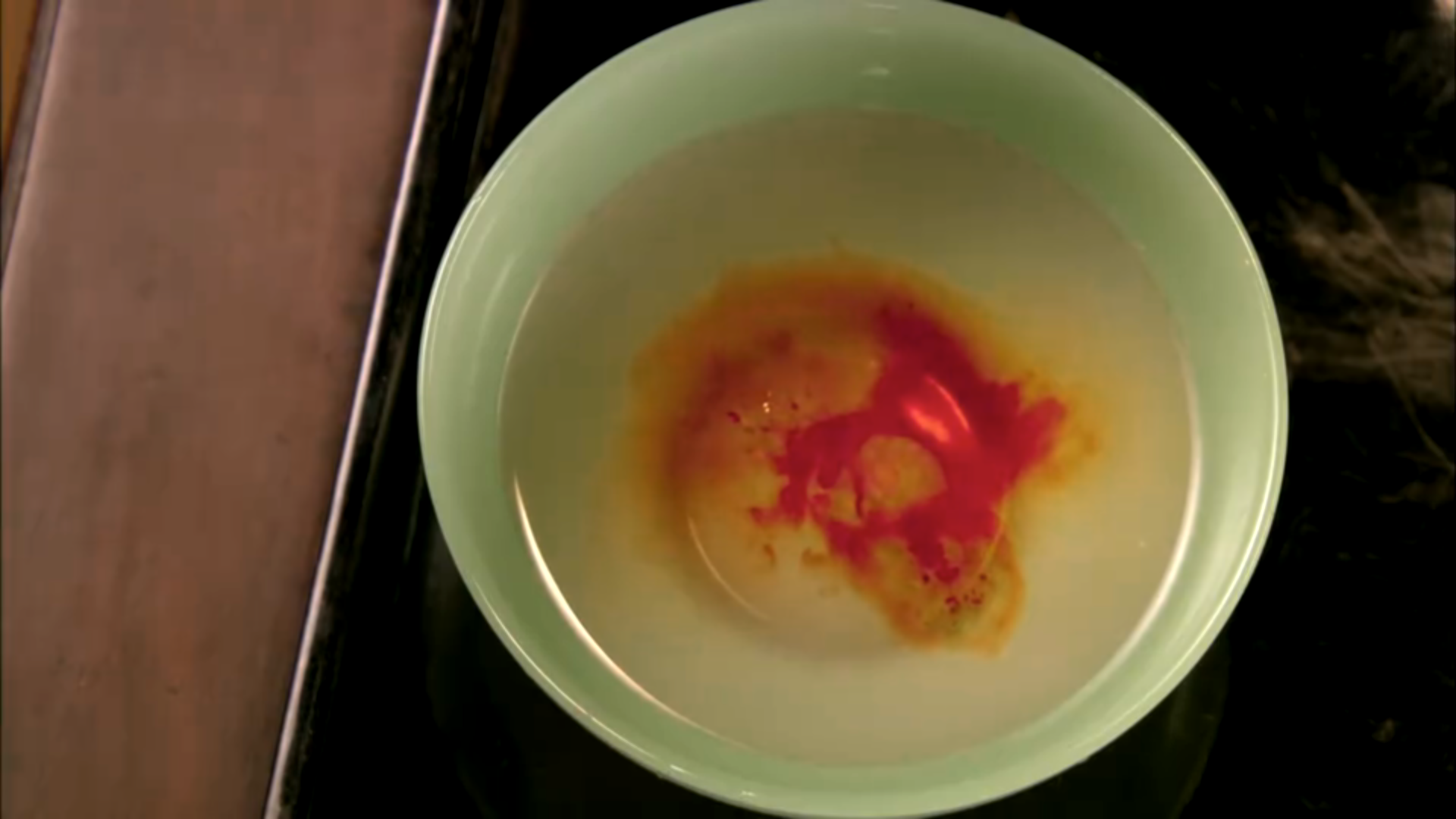 甄嬛传|甄嬛传：滴血验亲，皇后找来三个证人都没能让皇上相信甄嬛私通