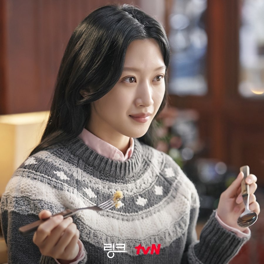 文佳煐|《尽情吃用力爱》吕珍九、文佳煐睽违13年再携手，演绎一段凄美悬疑爱情