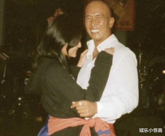 大S|大S离婚3个月闪婚前男友！两人亲密合照被扒，男方将到台湾生活