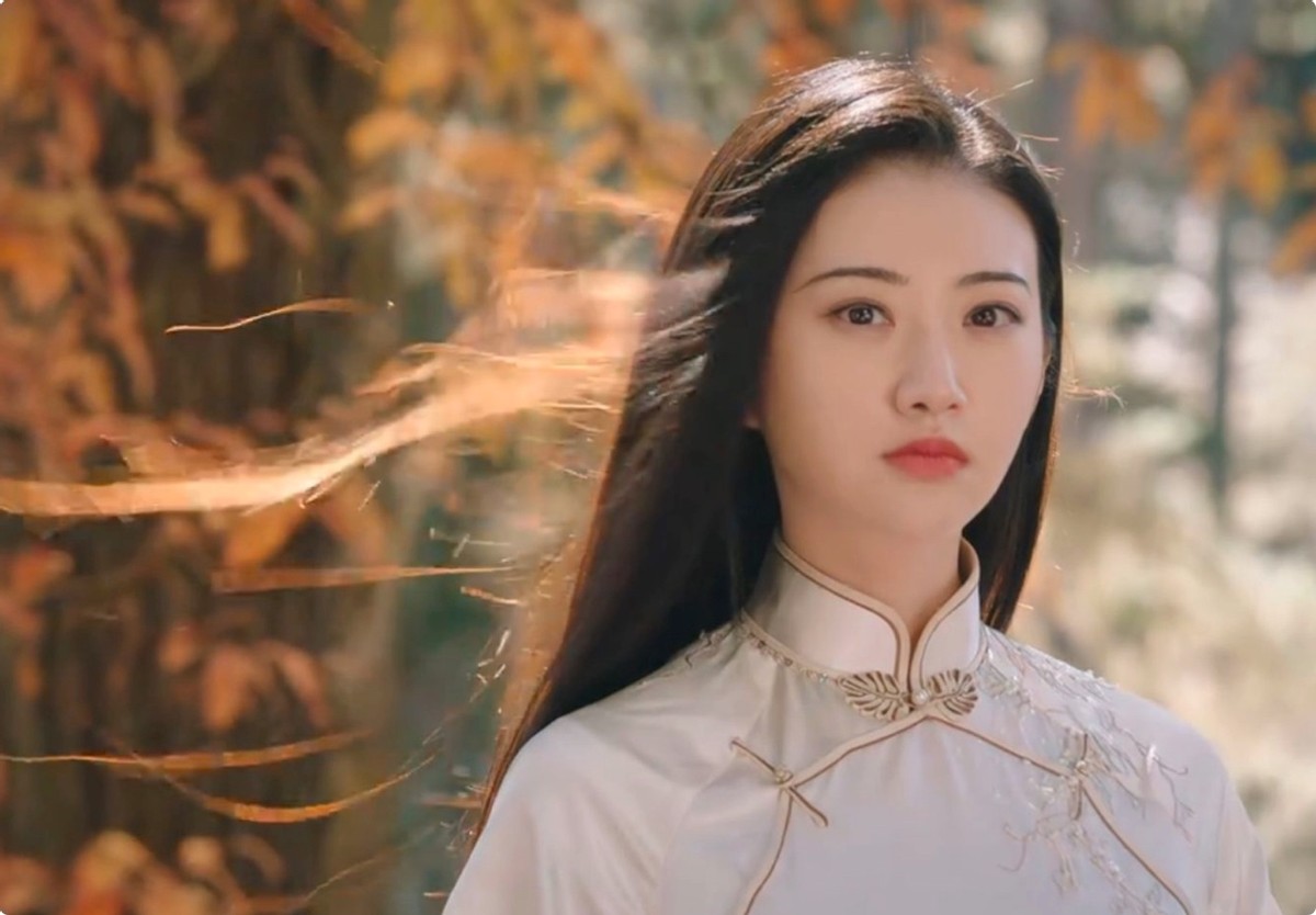 流光之城|2集就入坑，主演全员颜值高级互飙演技，国产新王炸剧可真良心