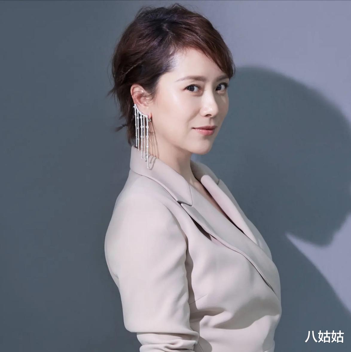 明星|明星尴尬名场面，刘浩存脑袋空空，章子怡疯狂卡壳