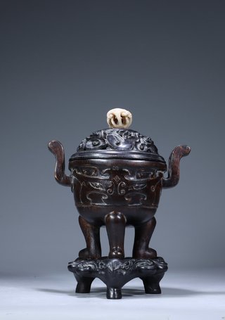 沉香木|旧藏:沉香木雕·朝冠耳香薰炉