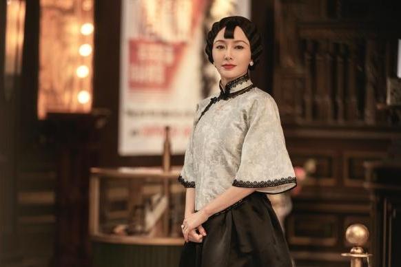 秦岚|43岁秦岚仍可出演大女主，与45岁苗圃演母女，中年好心态成关键