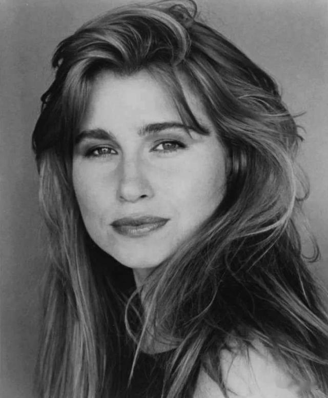 肖战|豆瓣8.0分!最被低估的喜剧天才,终于借《白莲花度假村》正名!