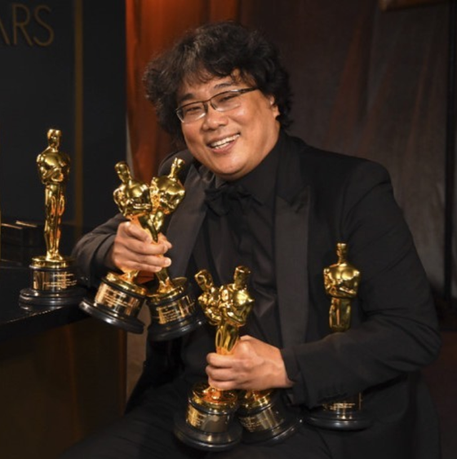 好莱坞|舔狗也有春天!罗伯特在好莱坞走红告诉我们:男人应该远离绿茶