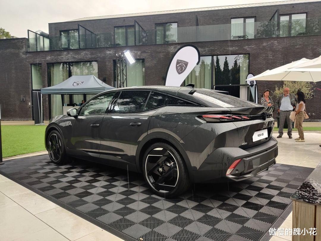 凤姐|进口林志玲，国产罗玉凤？进口版“标致408”多图实拍，颜值太高