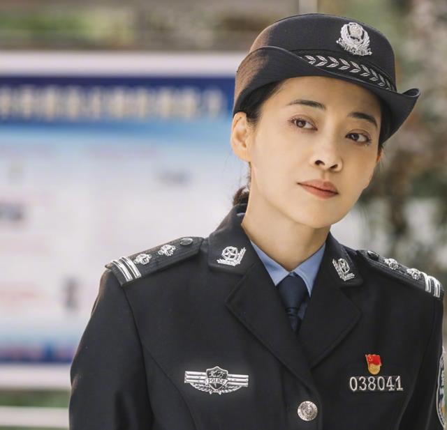 黄渤|黄渤梅婷因未戴口罩被业主驱逐，剧组回应不慎遭怒怼：给演员招黑