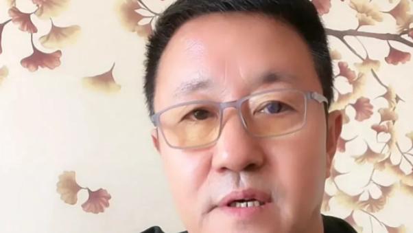 |赵本山爱徒直播怼黑粉：我是上流人士，你们赶紧去工地搬砖吧