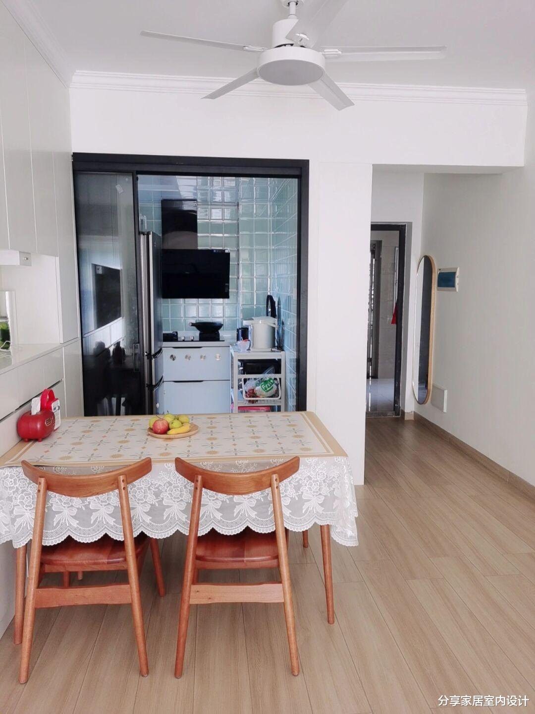 入住后的小家,每天尽量收拾打扫干净,简单装修很机智,分享一下