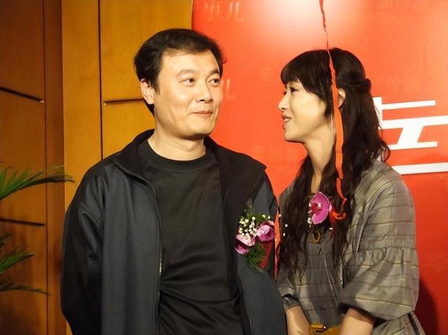 孙松|演员孙松：36岁结婚，婚后23年无儿无女，成母亲韩颖最大的遗憾