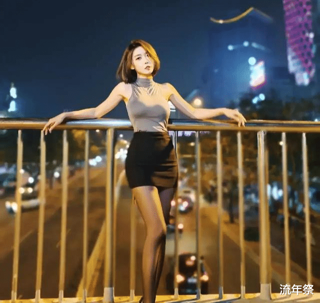 黄瓜 聂小雨不雅视频流传网络,穿着黑色皮衣,留着短发脸型很像她本人