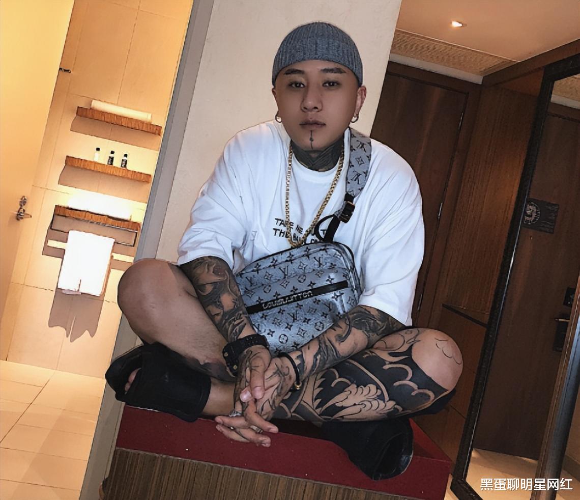 刘畊宏|老方丈露脸直播，嘲讽辛巴“爆料刘畊宏”：比他混得好的人太多了