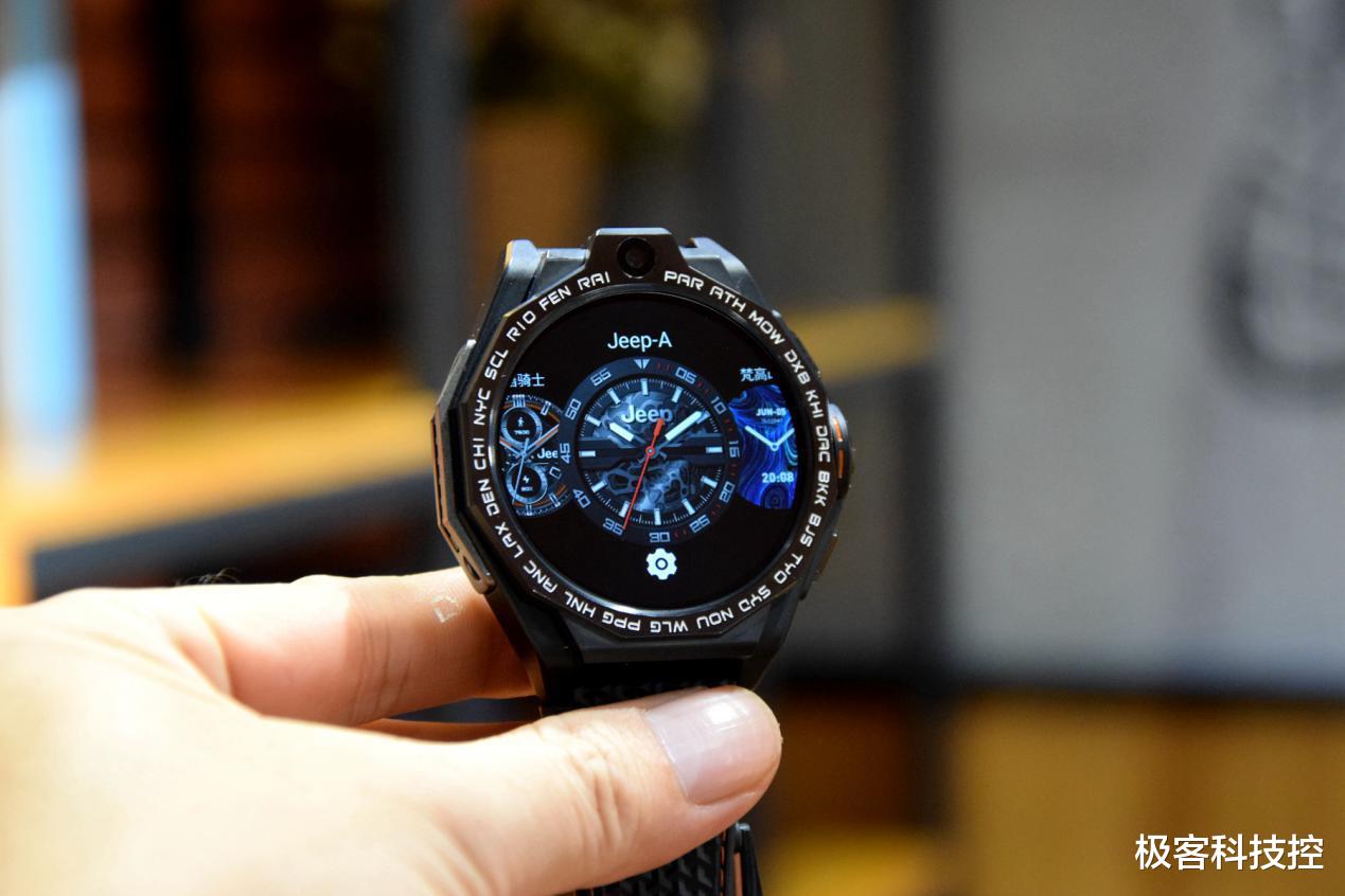 无需手机，就能打电话登微信QQ听歌刷视频，Jeep黑骑士F-X3体验