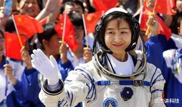 女宇航员在太空怎么保护隐私?在太空6个月,付出的代价太大