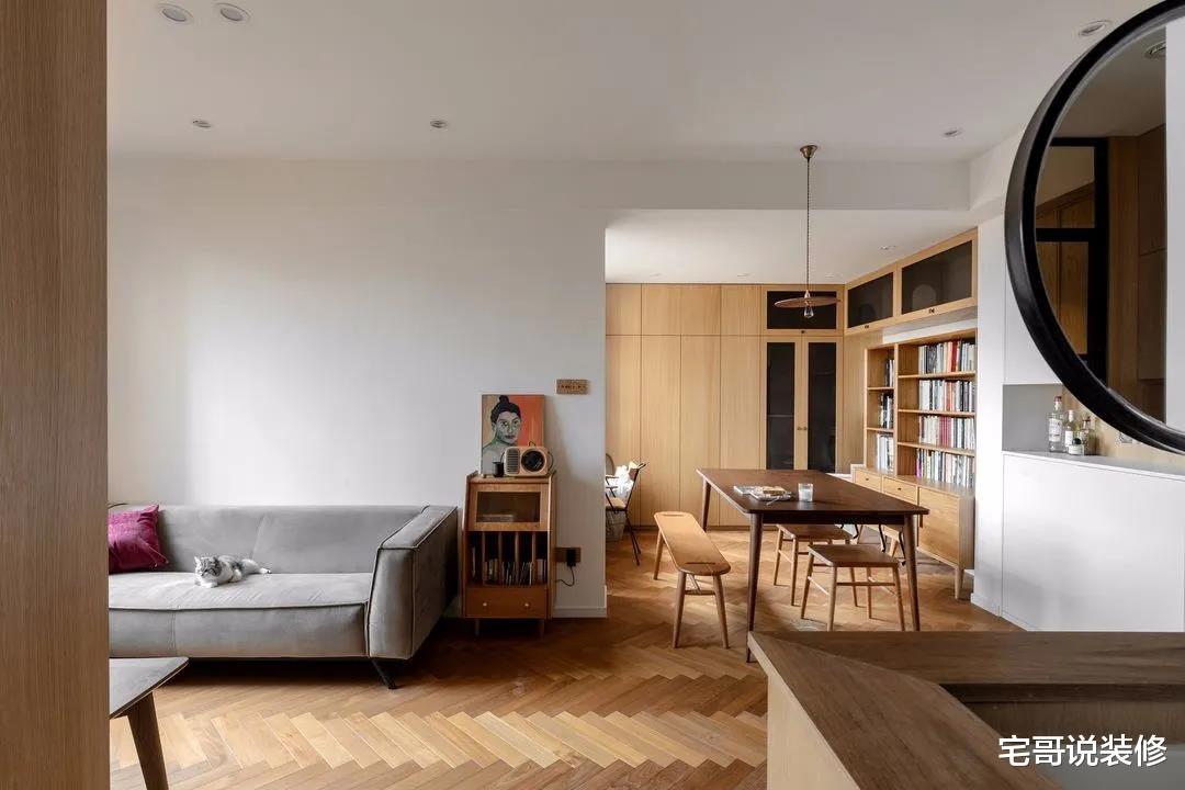 56岁夫妻的退休生活:住53㎡小家,与书为伴,舒适惬意又温馨!