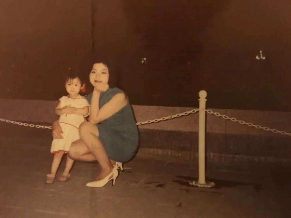 毛晓彤|灰姑娘”毛晓彤的激荡上位史,和她与著名歌手的恩怨纠葛