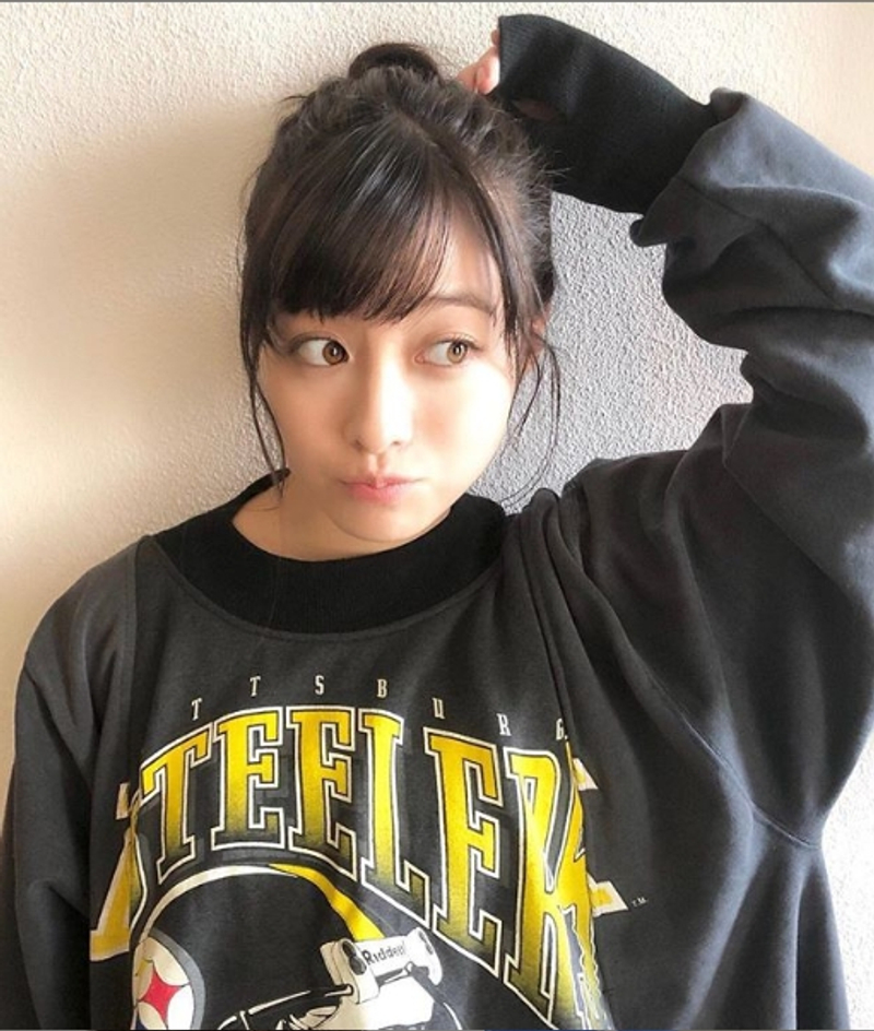 日本第一美少女桥本环奈被迪士尼公主裙毁了，短腿是致命伤害