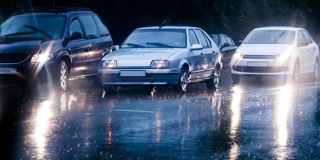 雨天视线不清如何开车?解决方法大揭密