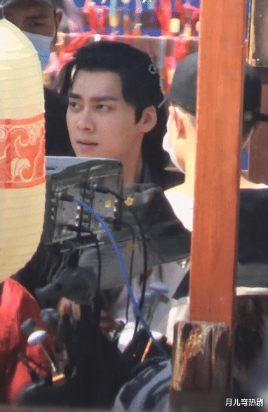 帅哥|初见帅气逼人,再见看完想撞门!第一眼帅哥太坑人,丑到我眼睛了