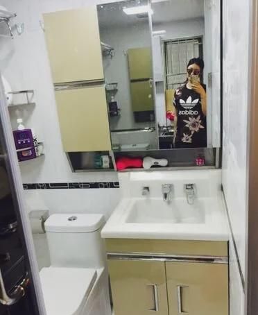 上海36平蜗居房180万，卫生间就巴掌点大，厨房都转不了身