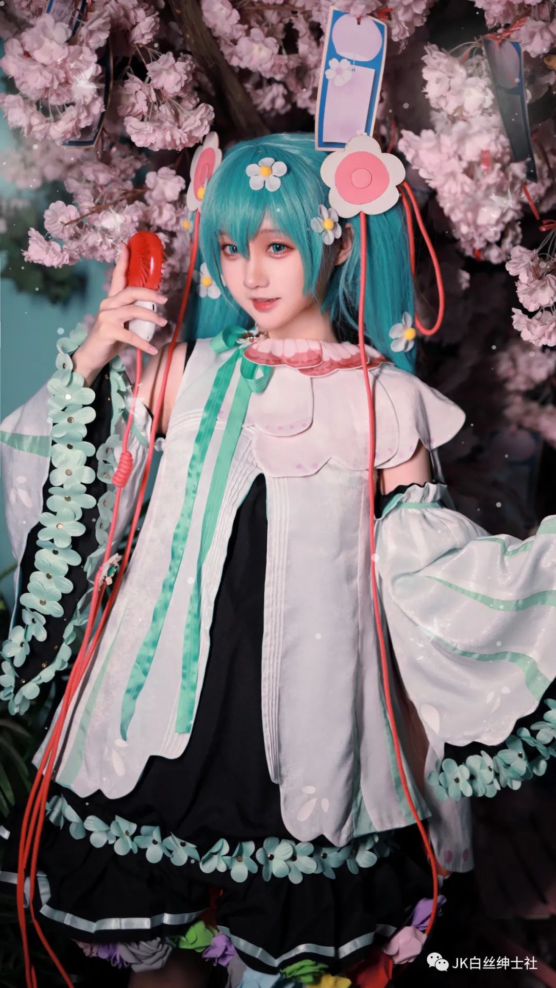 二次元|cos：二次元cos大赏初音@鹤祈