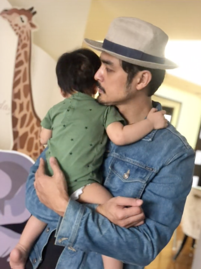 心居|童星母亲发文向明道致歉，被指茶言茶语，且集体照中没有明道