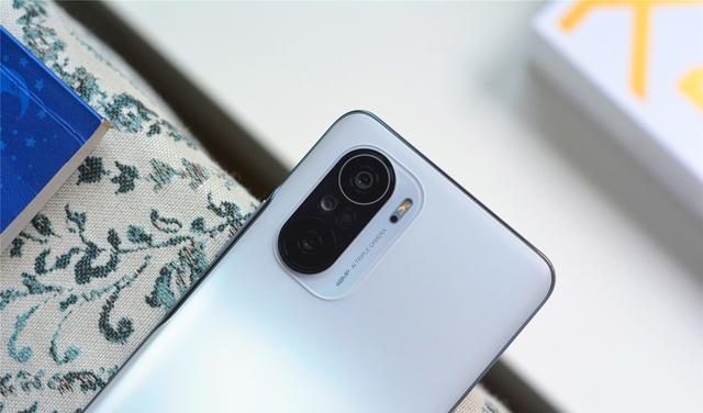 it芯片|骁龙870大乱战，Redmi、iQOO、真我等你选择谁？