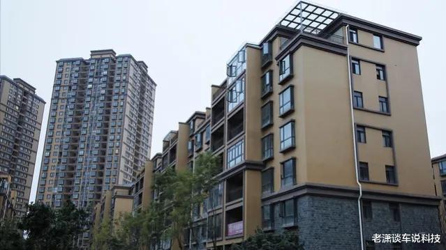 公摊|“1梯2户”和“2梯4户”的商品房有什么区别?