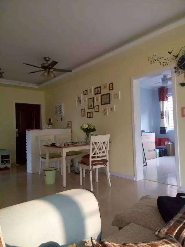 老婆在玄关处砌了半堵墙,被邻居嘲笑,完工后却被称赞不已!