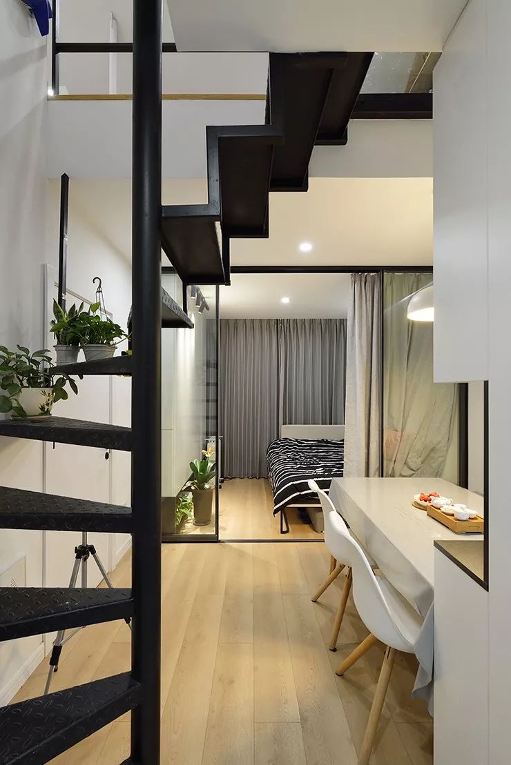 48㎡带阁楼老房改造,一室巧改三室,这设计真服了!