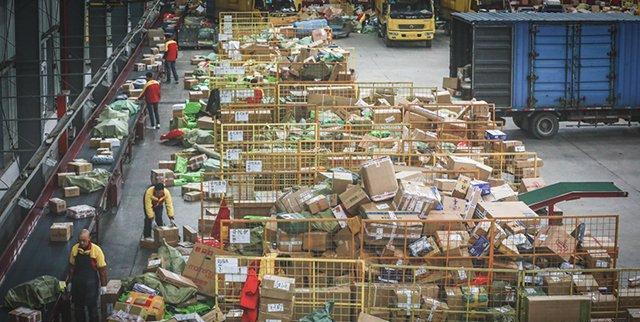 华为鸿蒙系统|反超顺丰京东!中国第二大快递悄然崛起,一年揽收包裹达100亿件