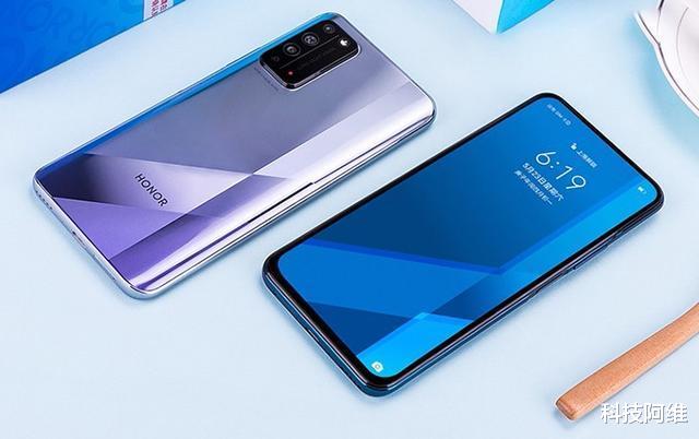 5g手机|鸿蒙5G手机跌至1180元，7nm麒麟芯+后置三摄，售价更亲民了