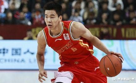 热火队|首位亮相CBA的00后，越级参赛最佳新人，世青赛闪耀国际