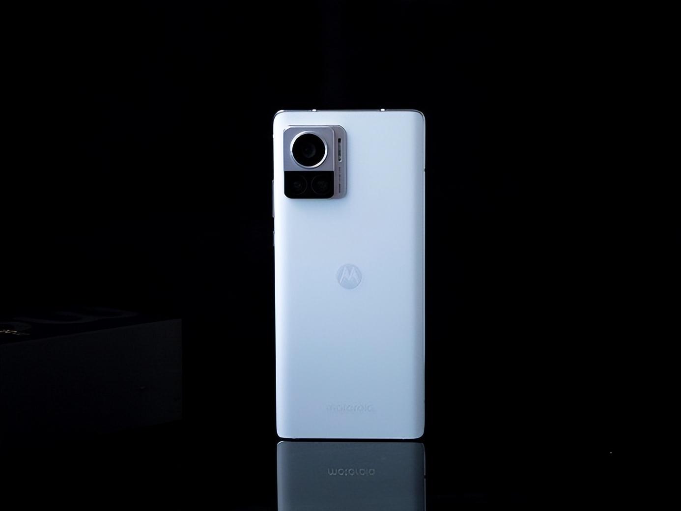 iPhone|2022年下半年最值得入手的四款新机，综合表现出色，有你喜欢的吗