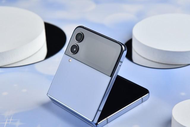 三星|真正的折叠旗舰!全面升级下三星GalaxyZFli4成同档购机首选