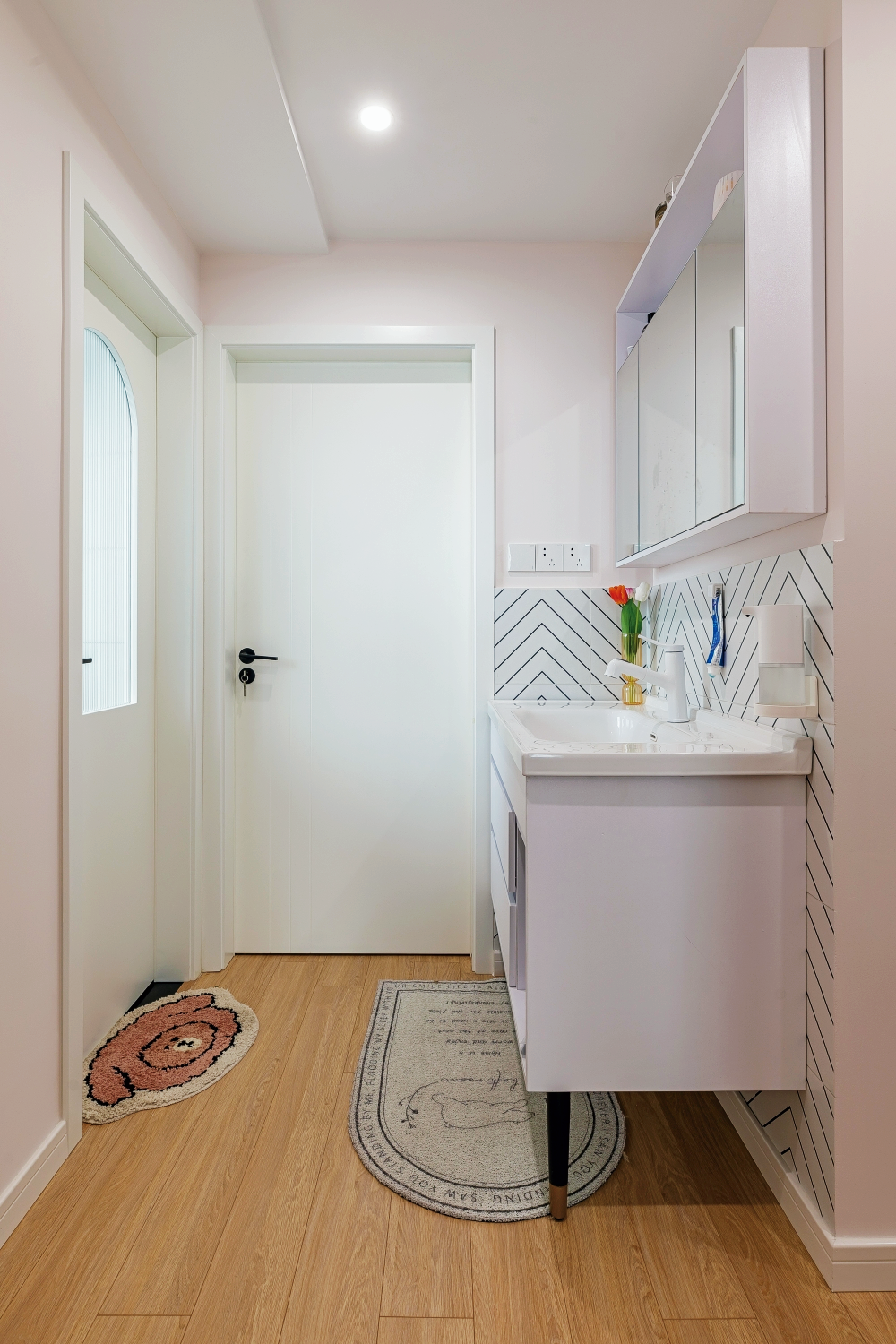 86㎡两室婚房,大改造成就更多功能