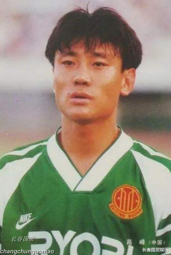 那英|那英51岁前夫近照曝光，皮肤黝黑显苍老，“足坛浪子”判若两人