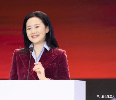 陈紫函|“不老女神”是假的,皱纹堆积、脸僵长斑,生图揭露“人间真实”