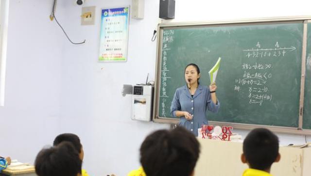 欢乐颂|江苏苏北教师招聘竞争激烈,看完当地教师的工资单,网友表示羡慕