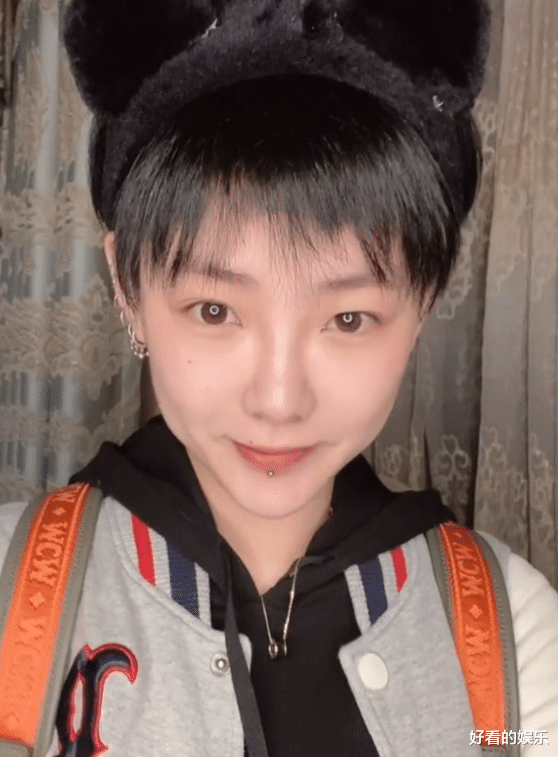 景甜|还记得爆火的“黑婚纱”新娘？婚后眼神没了光，男方发福到认不出