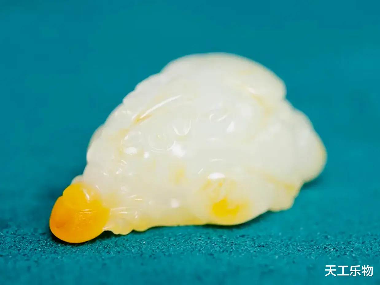 雕刻|掌眼、吃刀、大开门？聊聊那些让人听不懂的和田玉“黑话?”?！