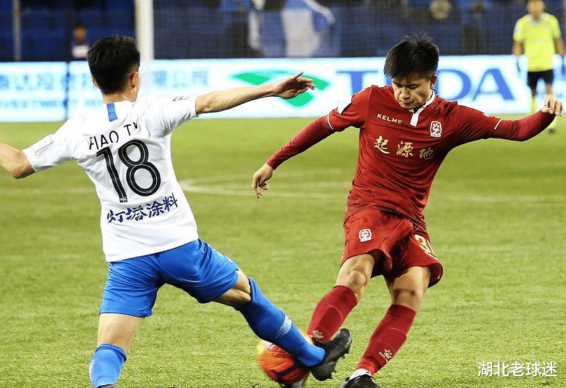 武汉三镇|3天内2名U23球员加盟！武汉三镇队再次补强，湖北小伙自由身入队